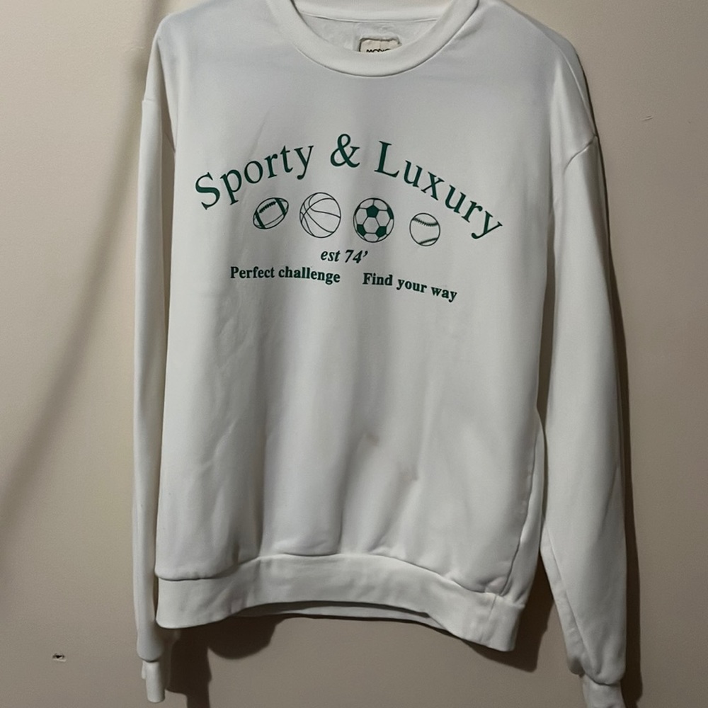 Crewneck sweatshirt